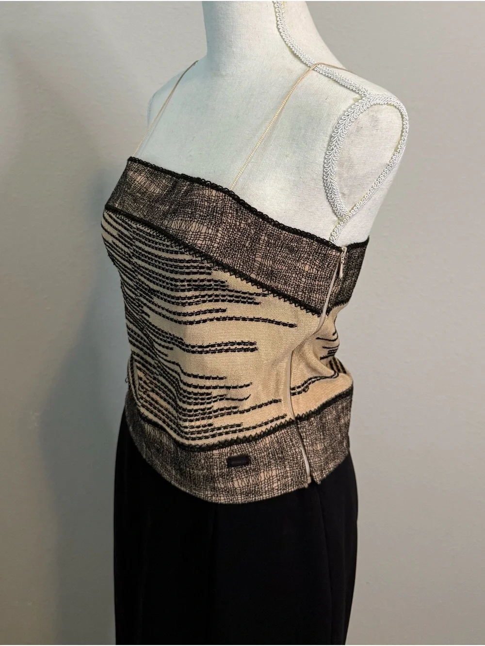 Stunning CHANEL 03P Spring 2003 Black Beige Knit Tube Top Sz 40 France